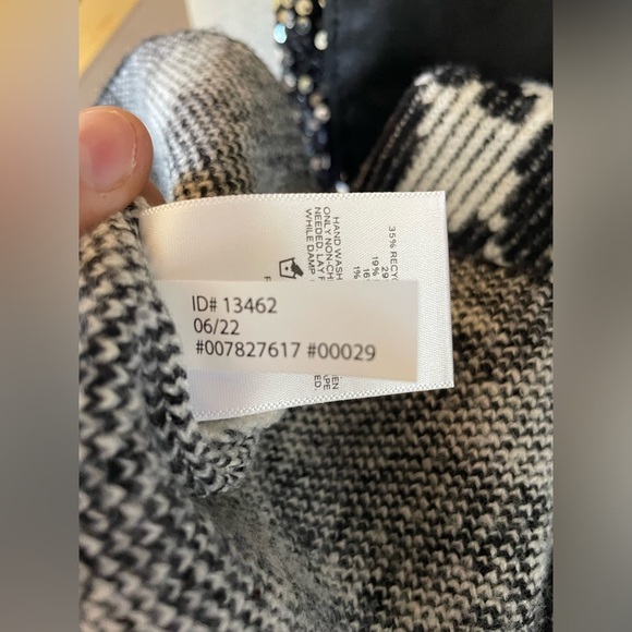 Express Houndstooth Print Mini Sweater Dress in Black & White - Picture 11 of 16